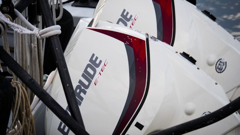 Oplev Fordelene ved Yamaha 70 HK FJERNBETJENT ELEKTRONISK START POWERTRIM